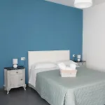 Vicolo Garibaldi 3*